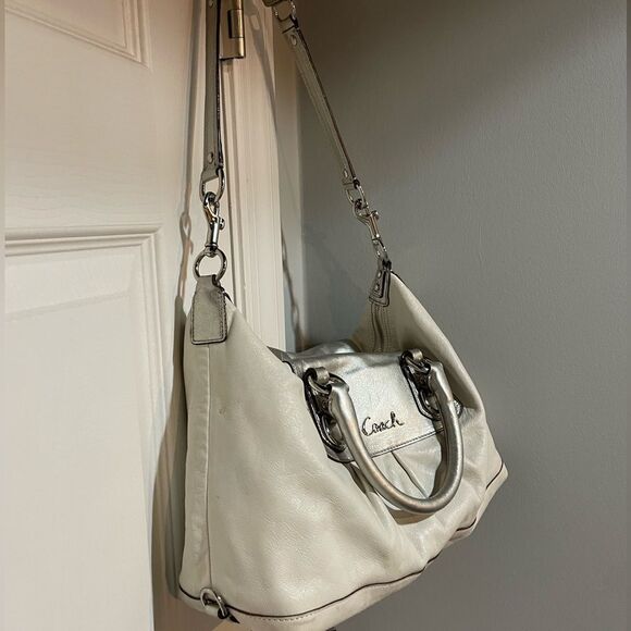 Coach Ashley Two Way Leather Satchel White/Silver - Picture 6 of 9